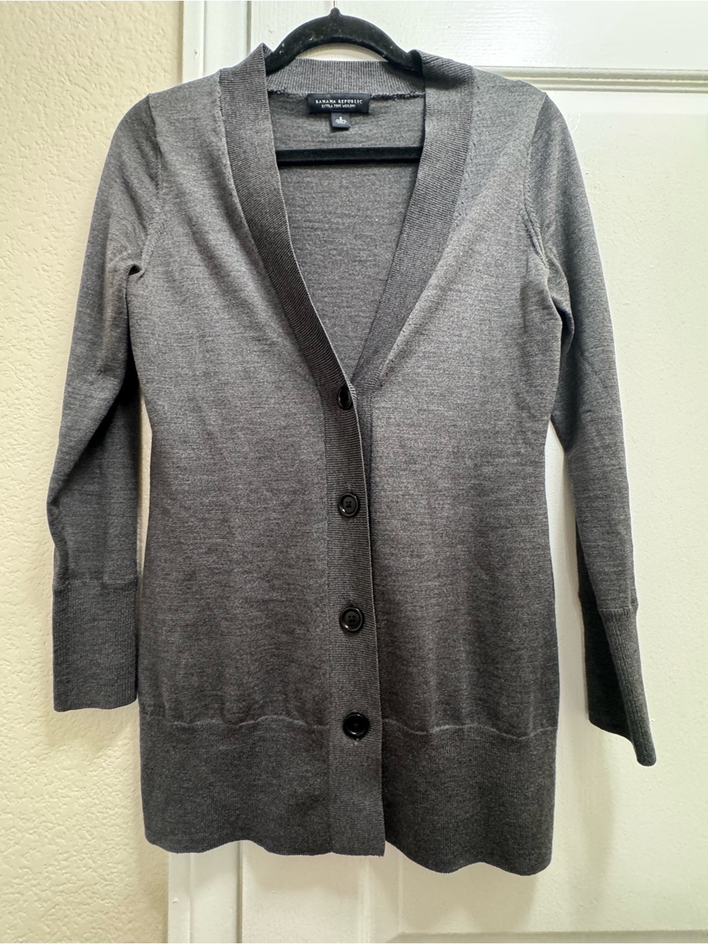 Banana Republic Extra Fine Merino Wool Long Boyfriend Cardigan – Charcoal Gray